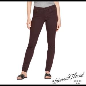 Universal Thread Mid Rise Skinny Jeans